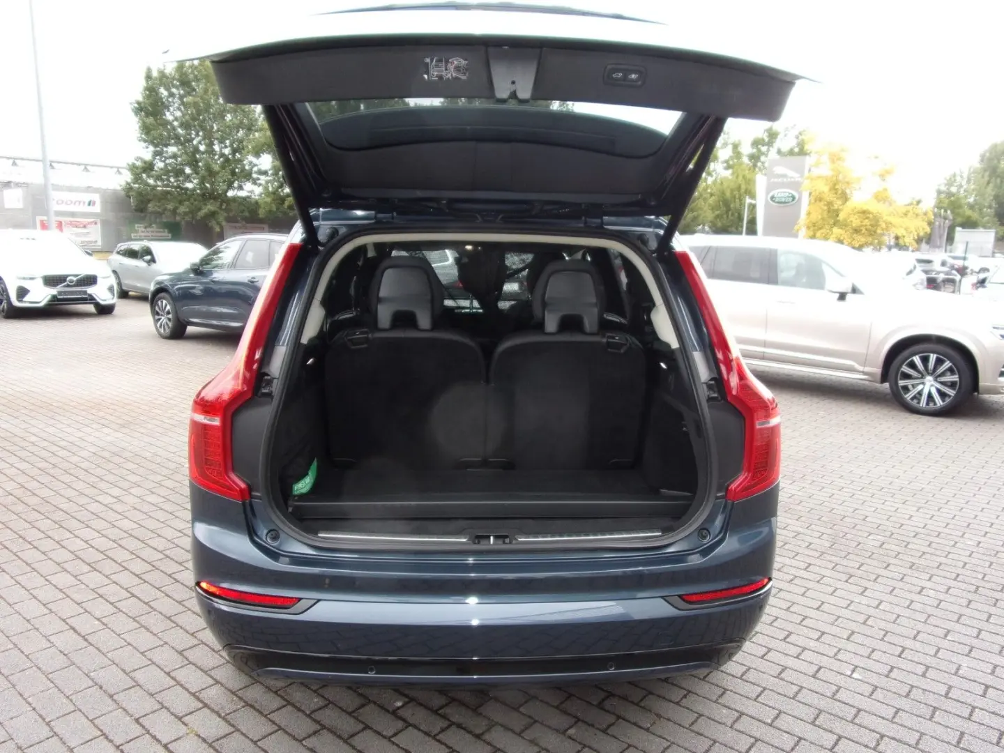 XC 90 B5 Ultimate Dark AWD/Massage/Ventil/360/Hud/HK