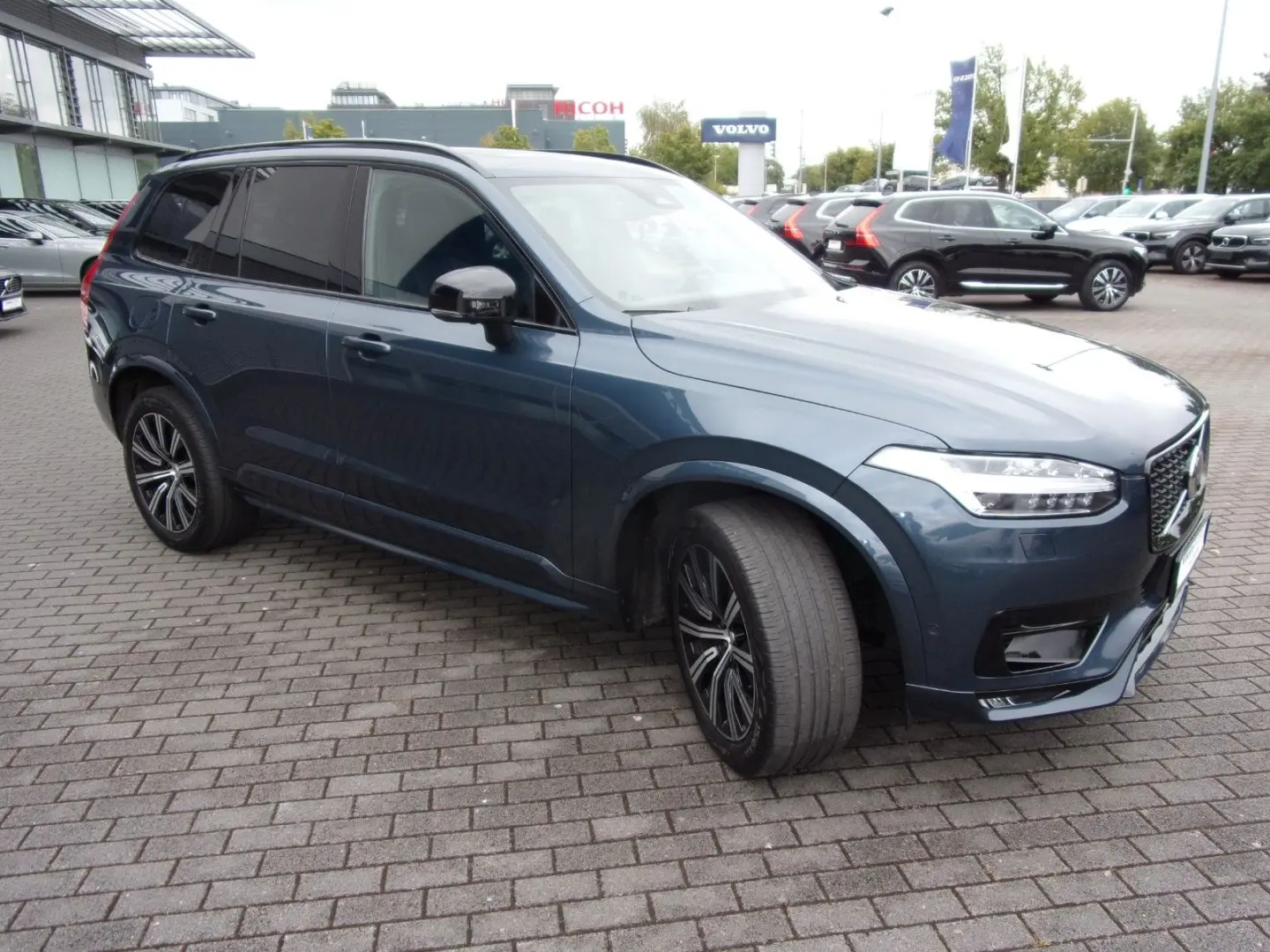 XC 90 B5 Ultimate Dark AWD/Massage/Ventil/360/Hud/HK