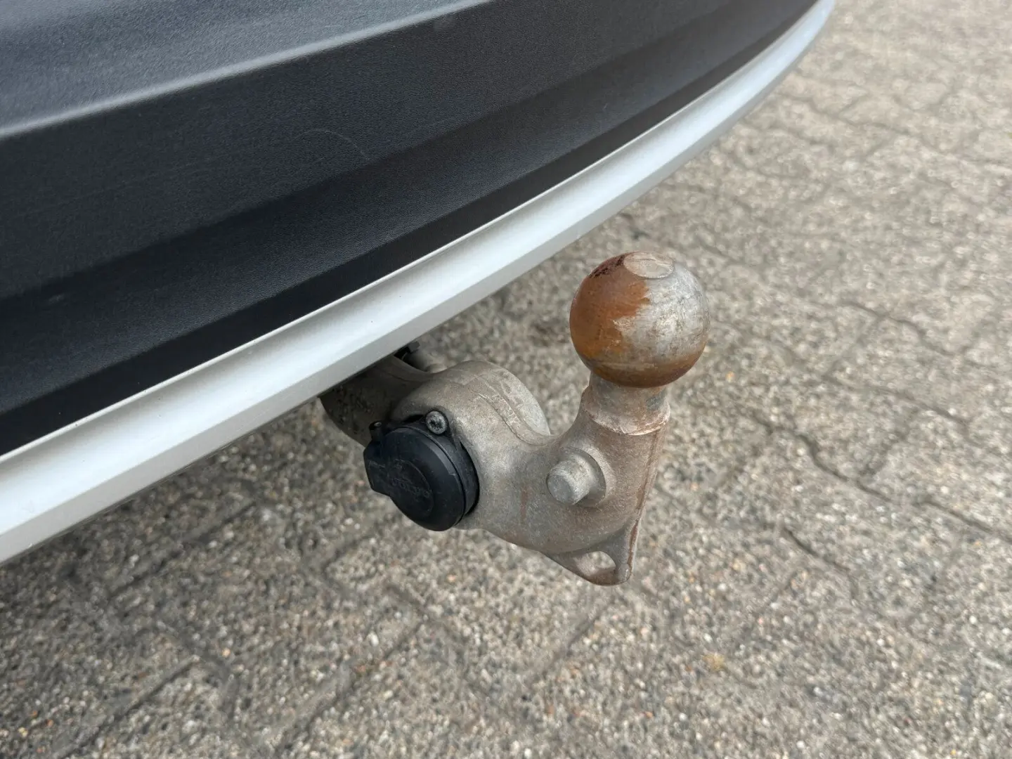XC40 T5 Plus Bright Plug-In Navi/Keyless-Start