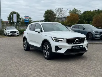 XC40 T5 Plus Bright Plug-In Navi/Keyless-Start