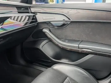 A8 55 TFSI quattro mit Garantie