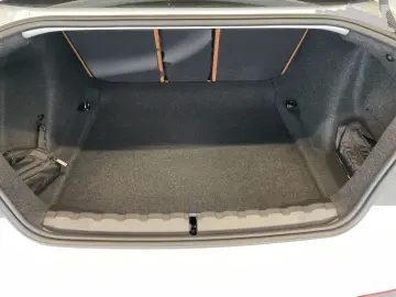 218i Coupé LiveCockpitProf Kamera Driv.Assist