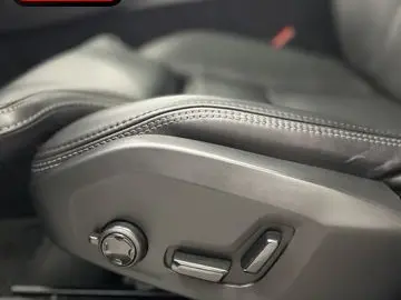 XC90 B5 AWD ULTIMATE BRIGHT 7SITZ+PANO+MASSAGE+