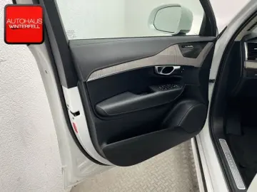 XC90 B5 AWD ULTIMATE BRIGHT 7SITZ+PANO+MASSAGE+