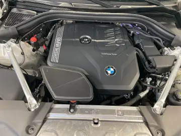 X3 xDrive20i M Sport Standheizung AHK Harman/K