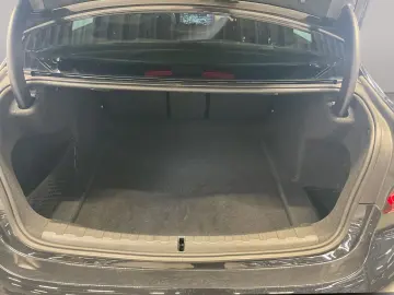 320d Limousine M Sport AHK LiveCockpitProf HiFi