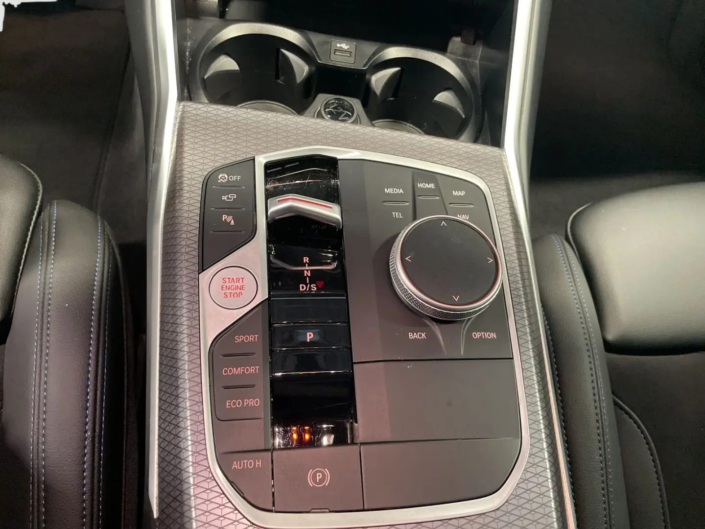 320d Limousine M Sport AHK LiveCockpitProf HiFi