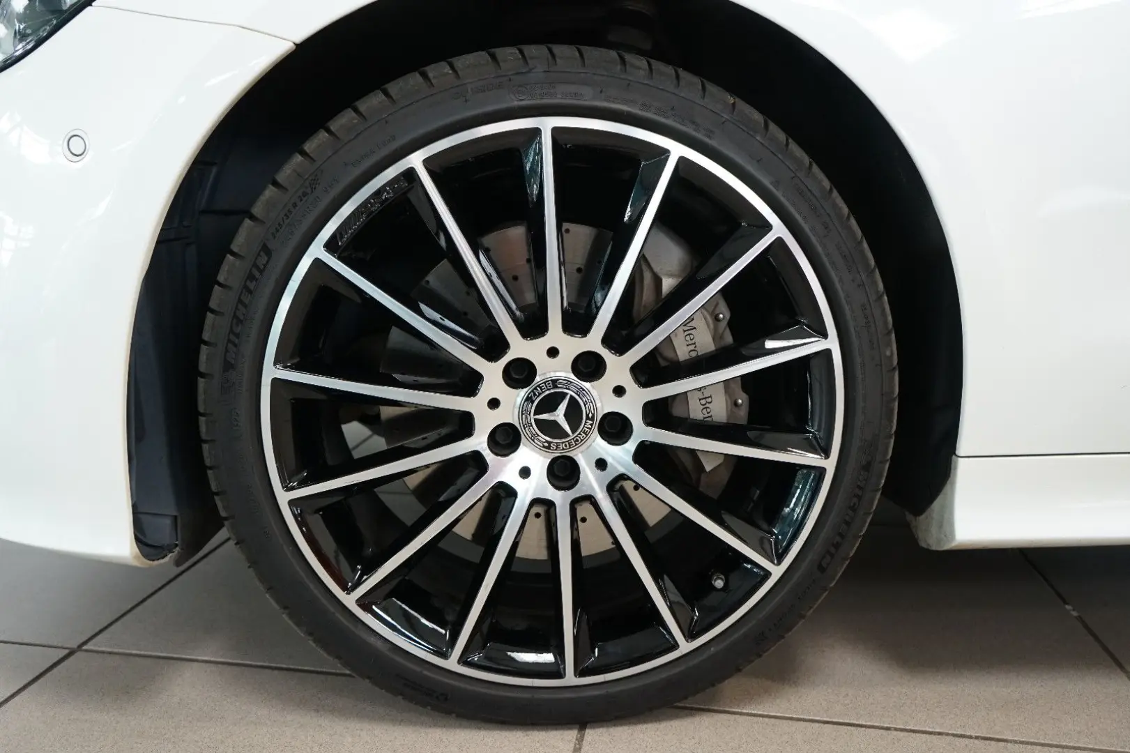 E 450 Cabrio 4Matic AMG-Line+Burmester+Airscarf