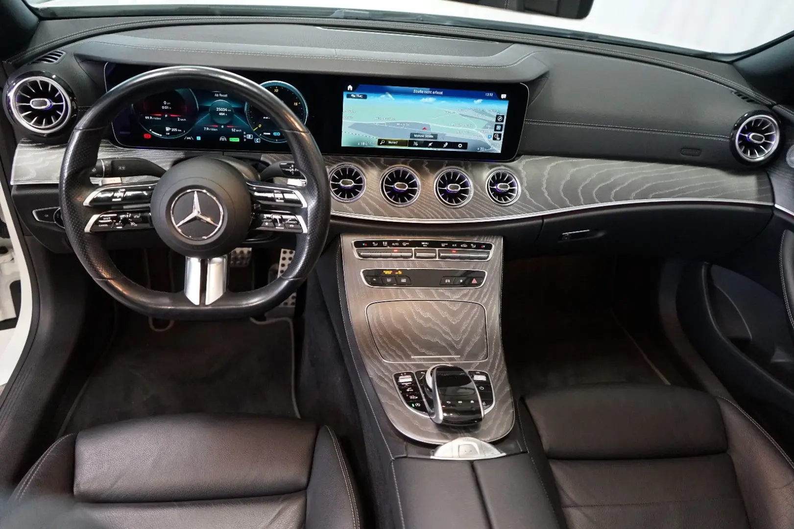 E 450 Cabrio 4Matic AMG-Line+Burmester+Airscarf