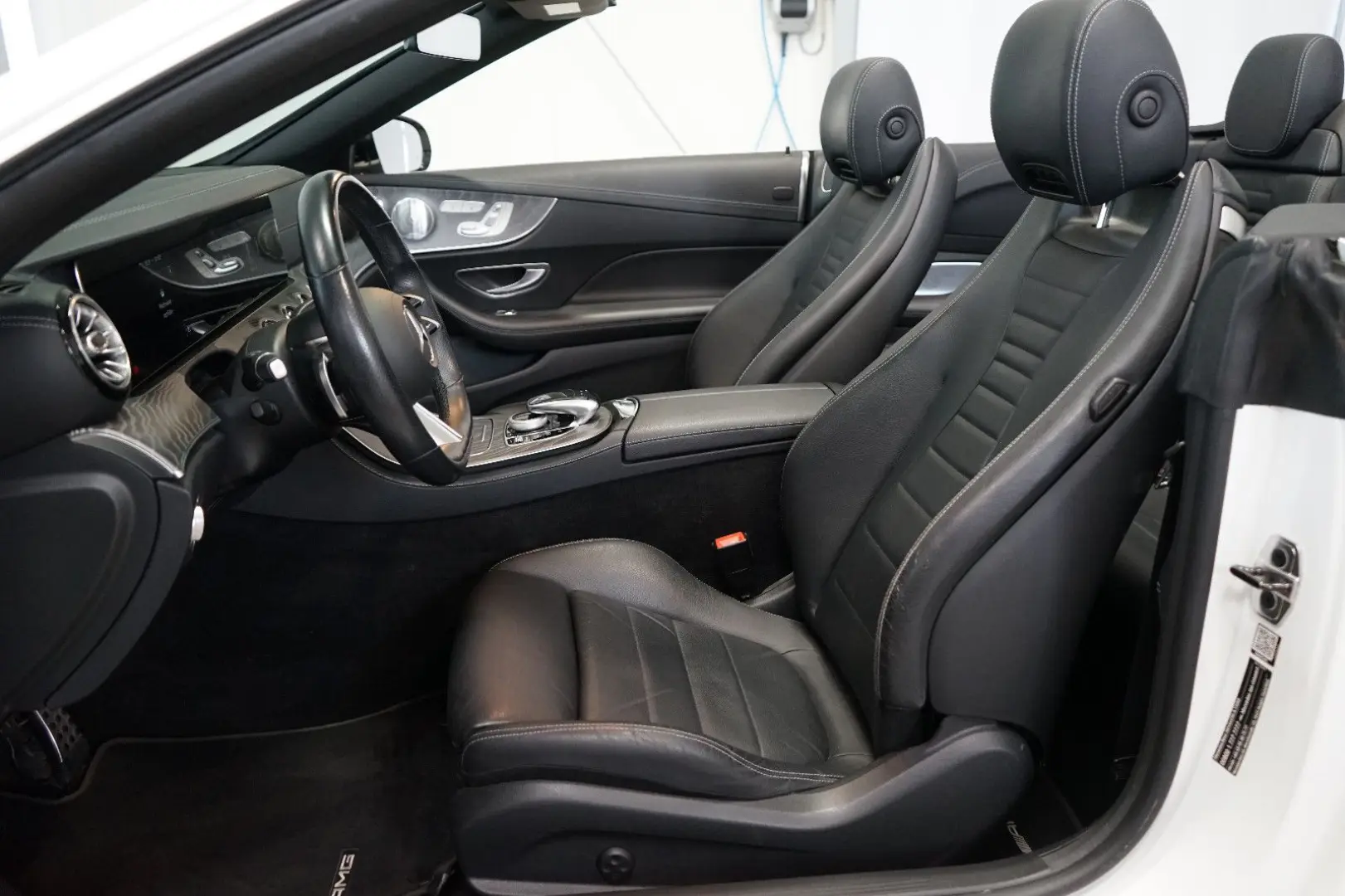 E 450 Cabrio 4Matic AMG-Line+Burmester+Airscarf