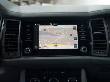 Kodiaq Sportline 4x4 2.0 TDI*DSG*LED*NAVI*KESSY*
