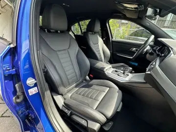 M340 d xDrive Navi Kamera PDC