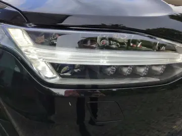 XC90 T8 Recharge R-Design/Bowers/Massage/360