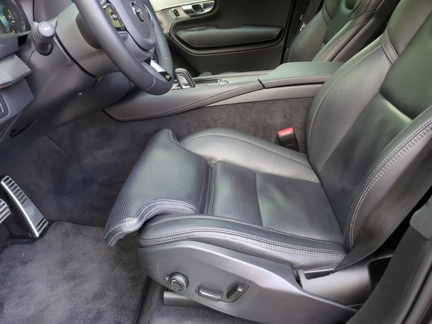 XC90 T8 Recharge R-Design/Bowers/Massage/360