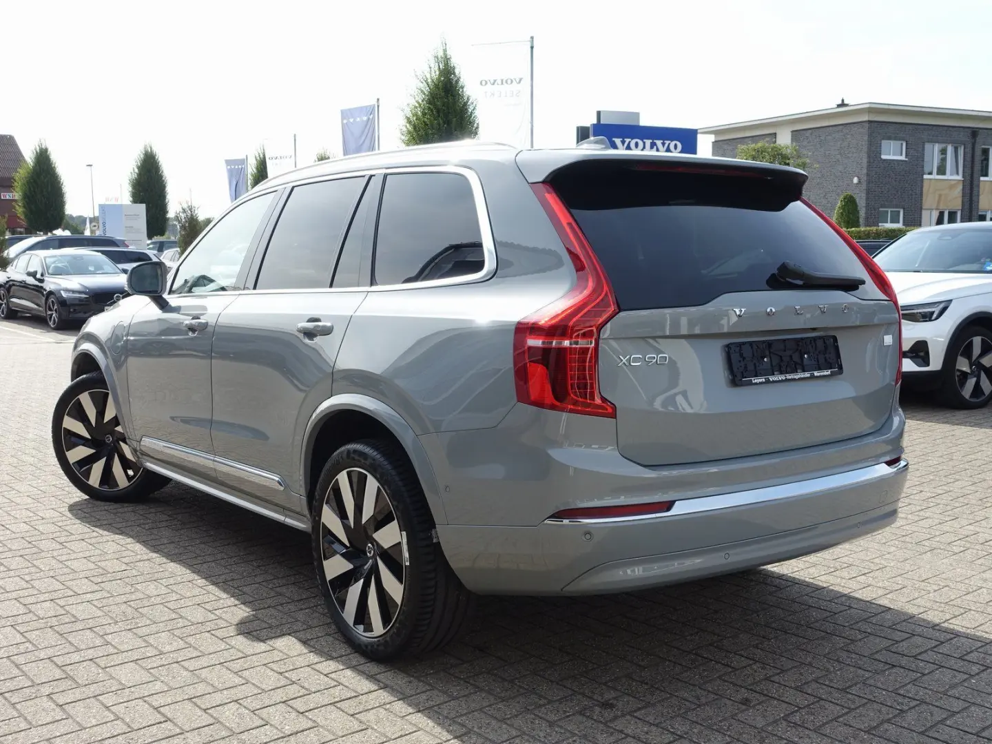 XC90 Recharge Ultimate T8 AWD/360°/Bowers/Massage/Cristal