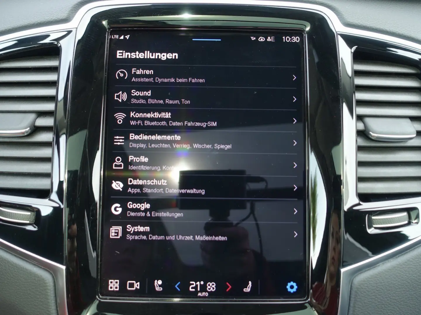 XC90 Recharge Ultimate T8 AWD/360°/Bowers/Massage/Cristal