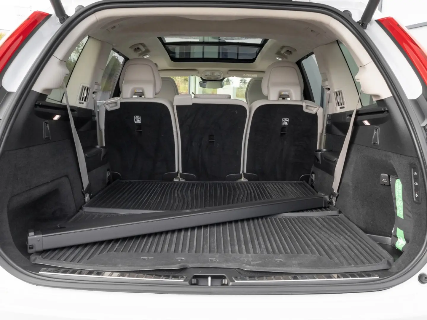 XC90 Ultimate Bright PHEV AWD/Bowers/Air susp/Massage/360/7
