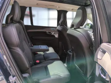XC90 T8 Rech Ultra Dark PHEV AWD/Massage/360/Ventil/Bowers