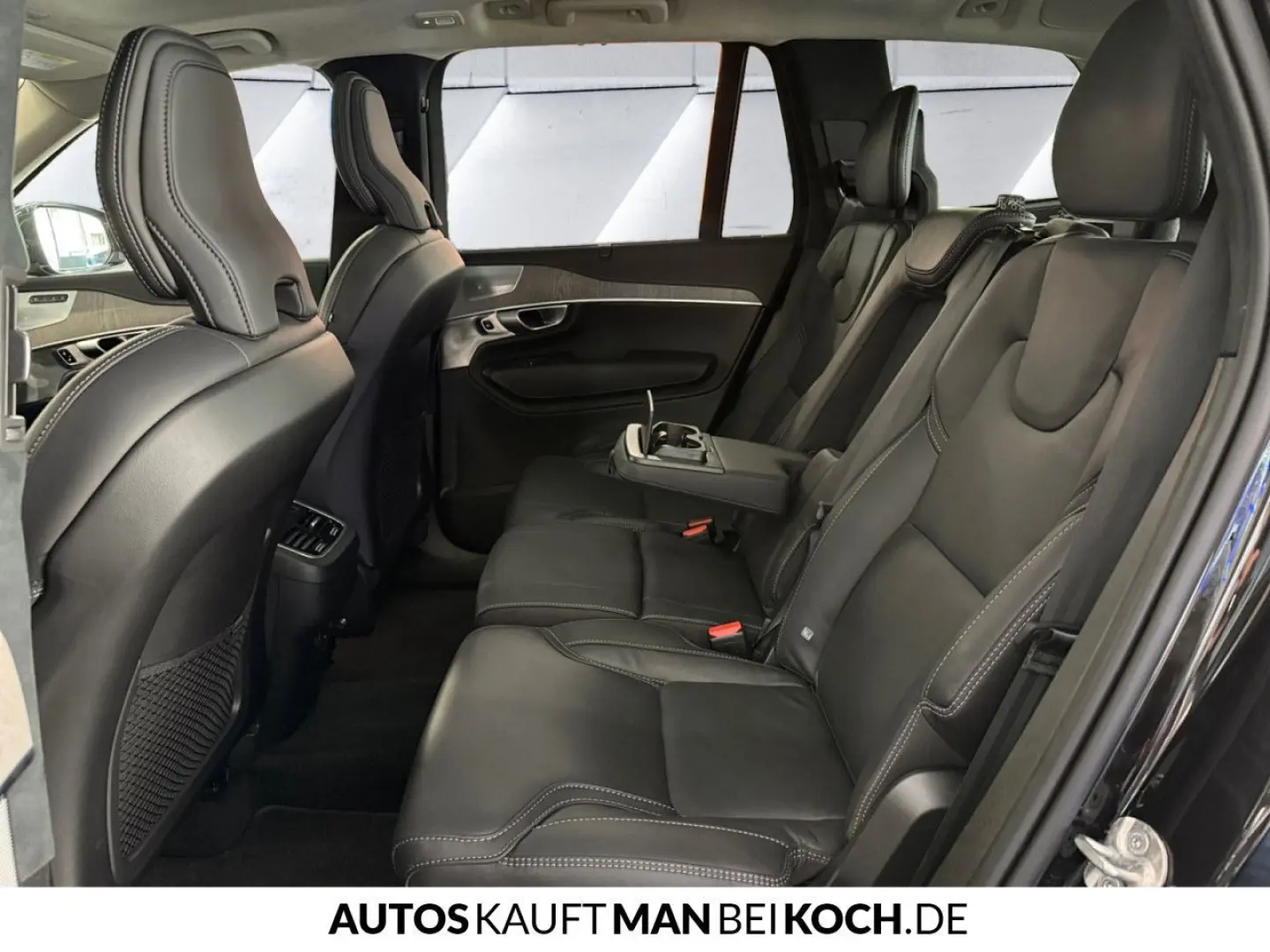 XC90 B5 D AWD Ultimate Bright HUD 360 B&W/Massage