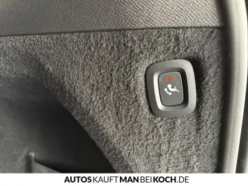 XC90 B5 D AWD Ultimate Bright HUD 360 B&W/Massage