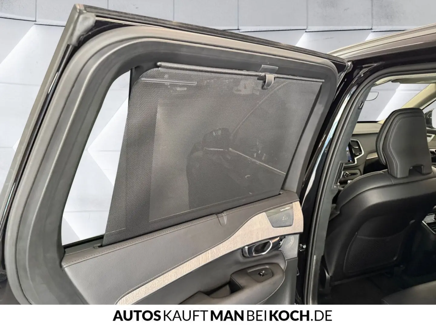 XC90 B5 D AWD Ultimate Bright HUD 360 B&W/Massage