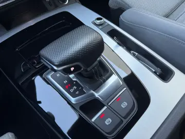 AUDI Q5 SPORTBACK MHEV