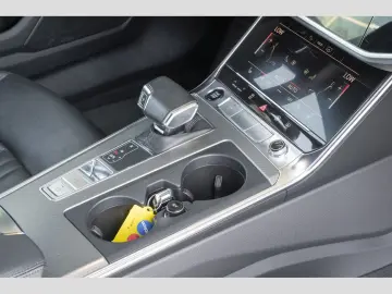 A6 Limousine 50 TFSIe quattro design PDC,SH,SHZ,