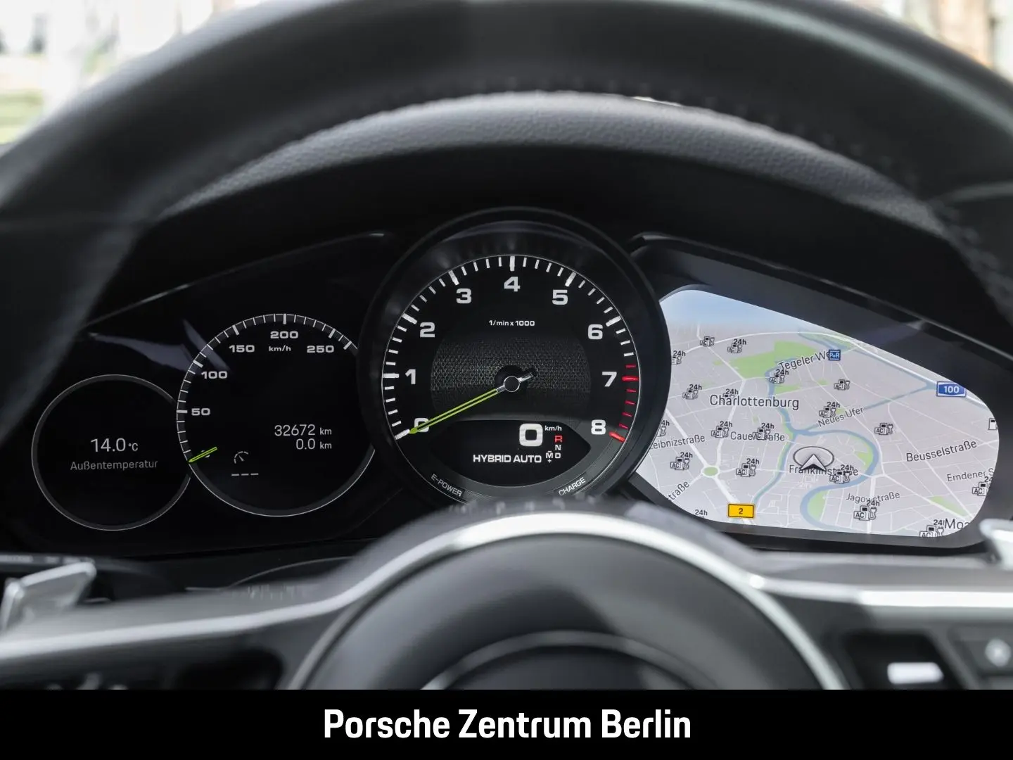 Cayenne E-Hybrid Panoramadach Sport Chrono LED