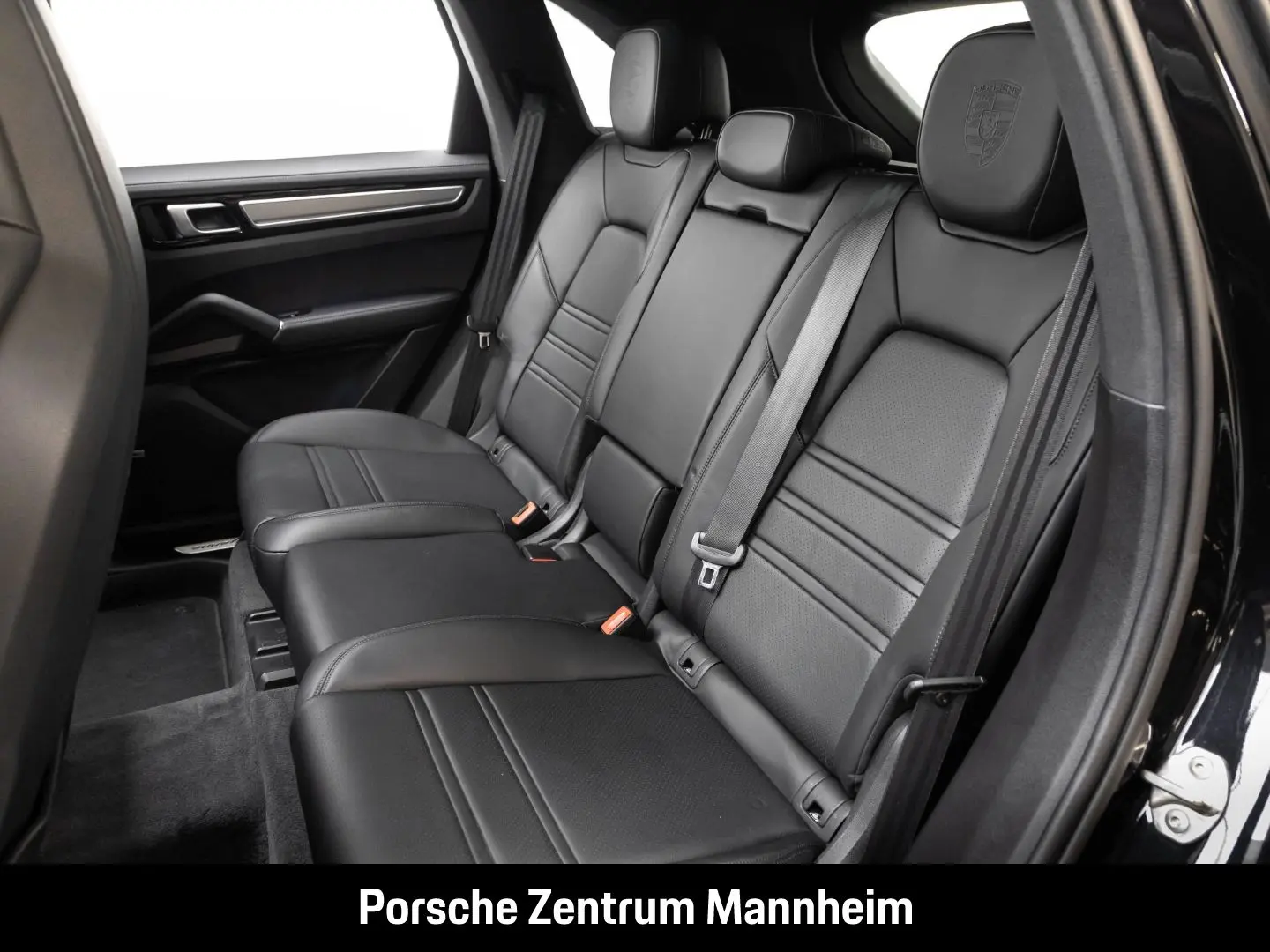 Cayenne Platinum Edition Luft Matrix SurroundVie