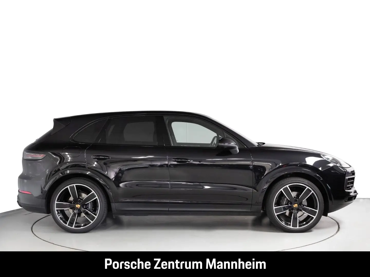 Cayenne Platinum Edition Luft Matrix SurroundVie