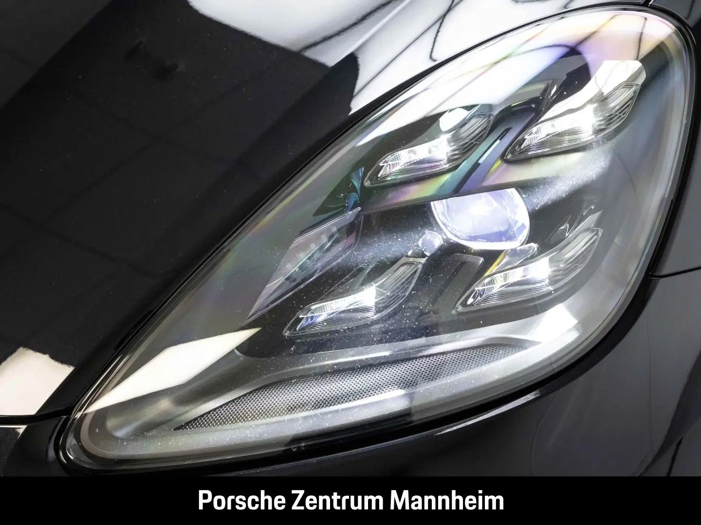 Cayenne Platinum Edition Luft Matrix SurroundVie