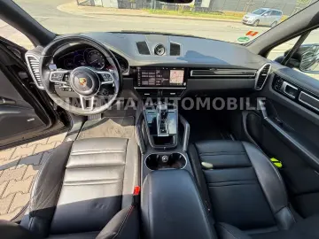 Cayenne E-Hybrid BLACK 22