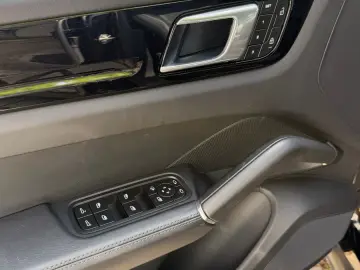 Cayenne S 2.9 V6 Tiptronic-Panorama-360°-21Zoll