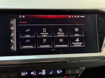 Q4 e-tron Sportback 50 Q MATRIX PDC KAMRERA SONO
