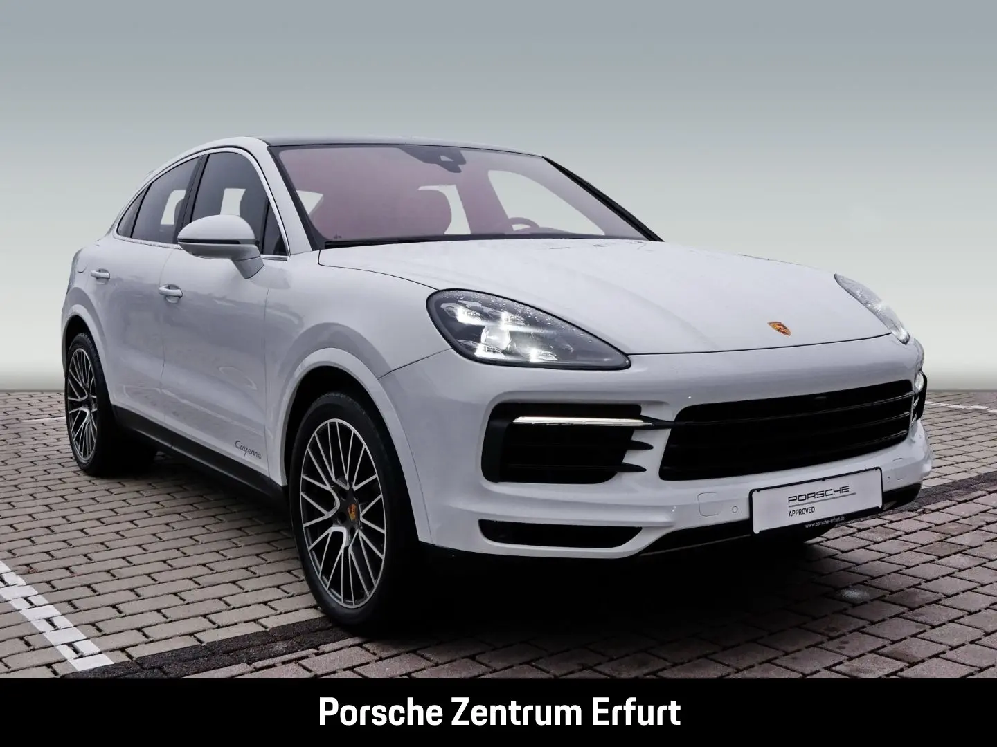 Cayenne Coupe/Surround View/Bug und Heckblende E