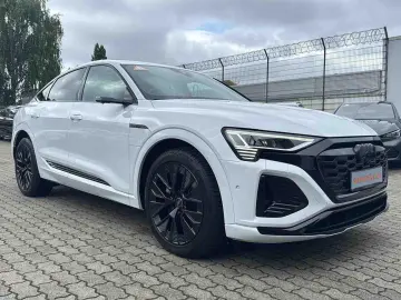Q8 e-tron Sportback 55 S line ACC BLACK PANO 21Z