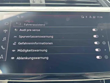 Q8 e-tron Sportback 55 S line ACC BLACK PANO 21Z