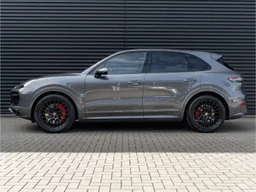 Cayenne GTS Matrix BOSE SportDesign Paket/Ventil/360