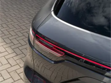 Cayenne GTS Matrix BOSE SportDesign Paket/Ventil/360