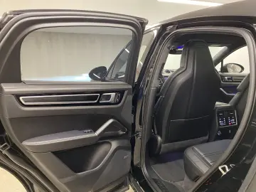 Cayenne GTS Coupé Pano. Bose Head-Up DAB LED WLA