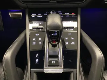 Cayenne GTS Coupé Pano. Bose Head-Up DAB LED WLA