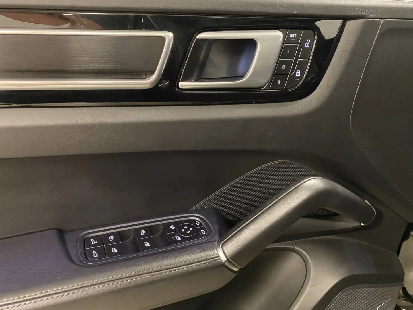 Cayenne GTS Coupé Pano. Bose Head-Up DAB LED WLA