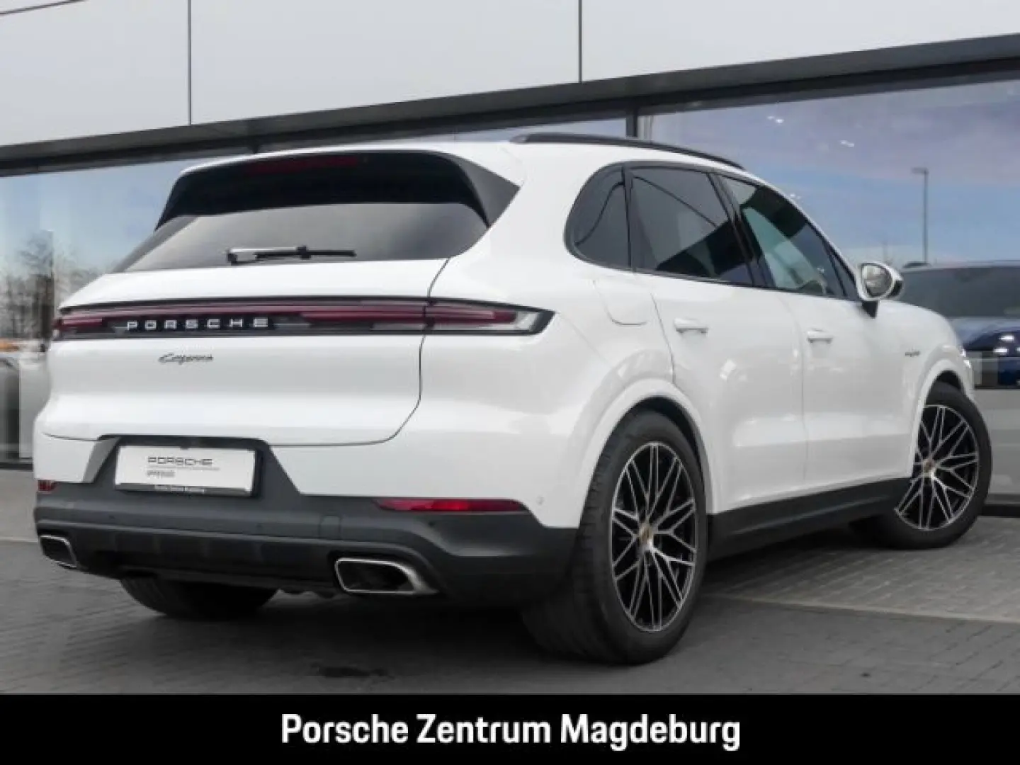 Cayenne E-Hybrid*PANO*BOSE*PASM*AZV*ACC*18-WEGE*
