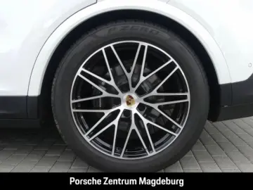 Cayenne E-Hybrid*PANO*BOSE*PASM*AZV*ACC*18-WEGE*