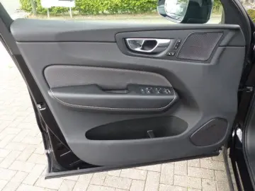 XC60 R Design B4 AWD Aut.PANO*BLIS*CAM*