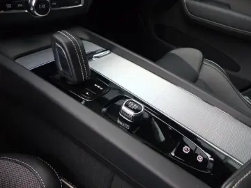 XC60 R Design B4 AWD Aut.PANO*BLIS*CAM*