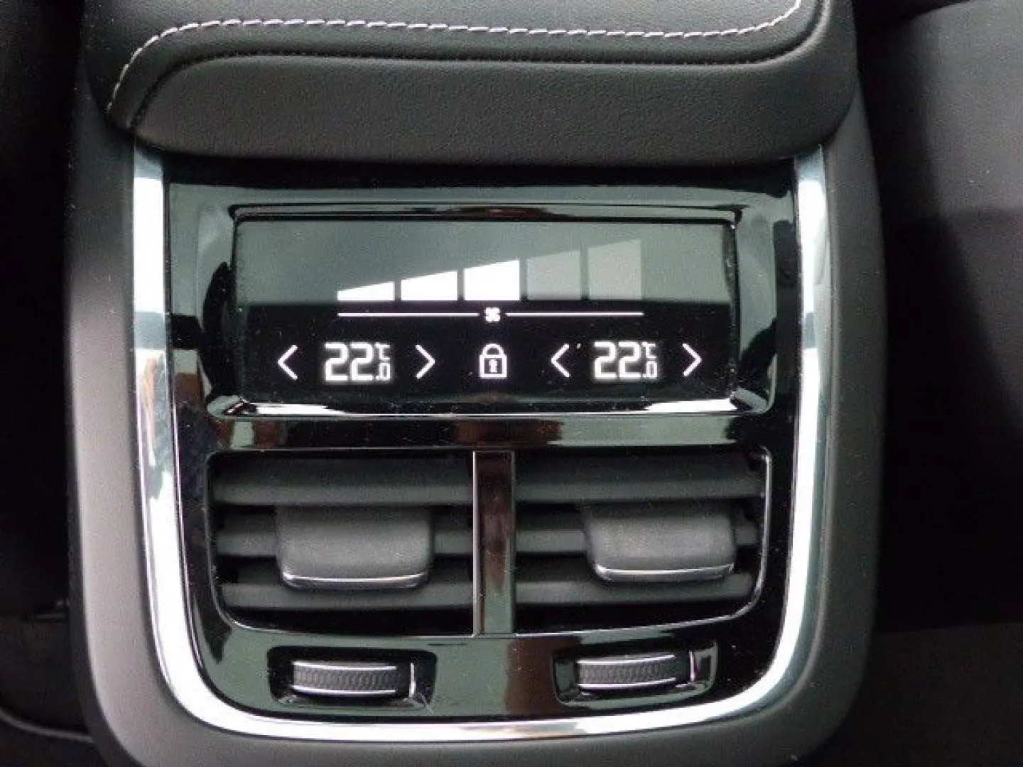 XC60 R Design B4 AWD Aut.PANO*BLIS*CAM*