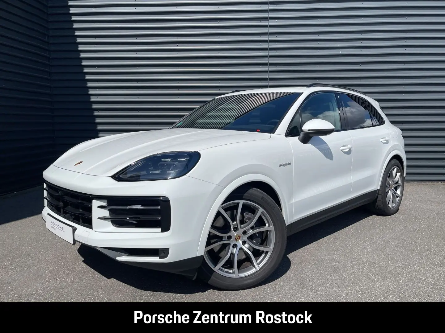 Cayenne E-Hybrid BOSE Luftfederung Panoramadach