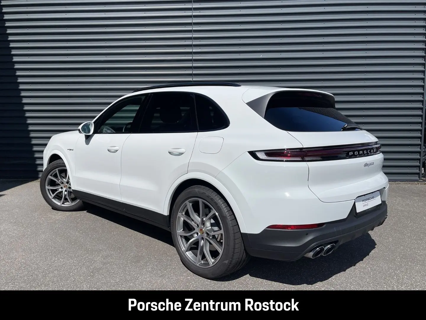 Cayenne E-Hybrid BOSE Luftfederung Panoramadach