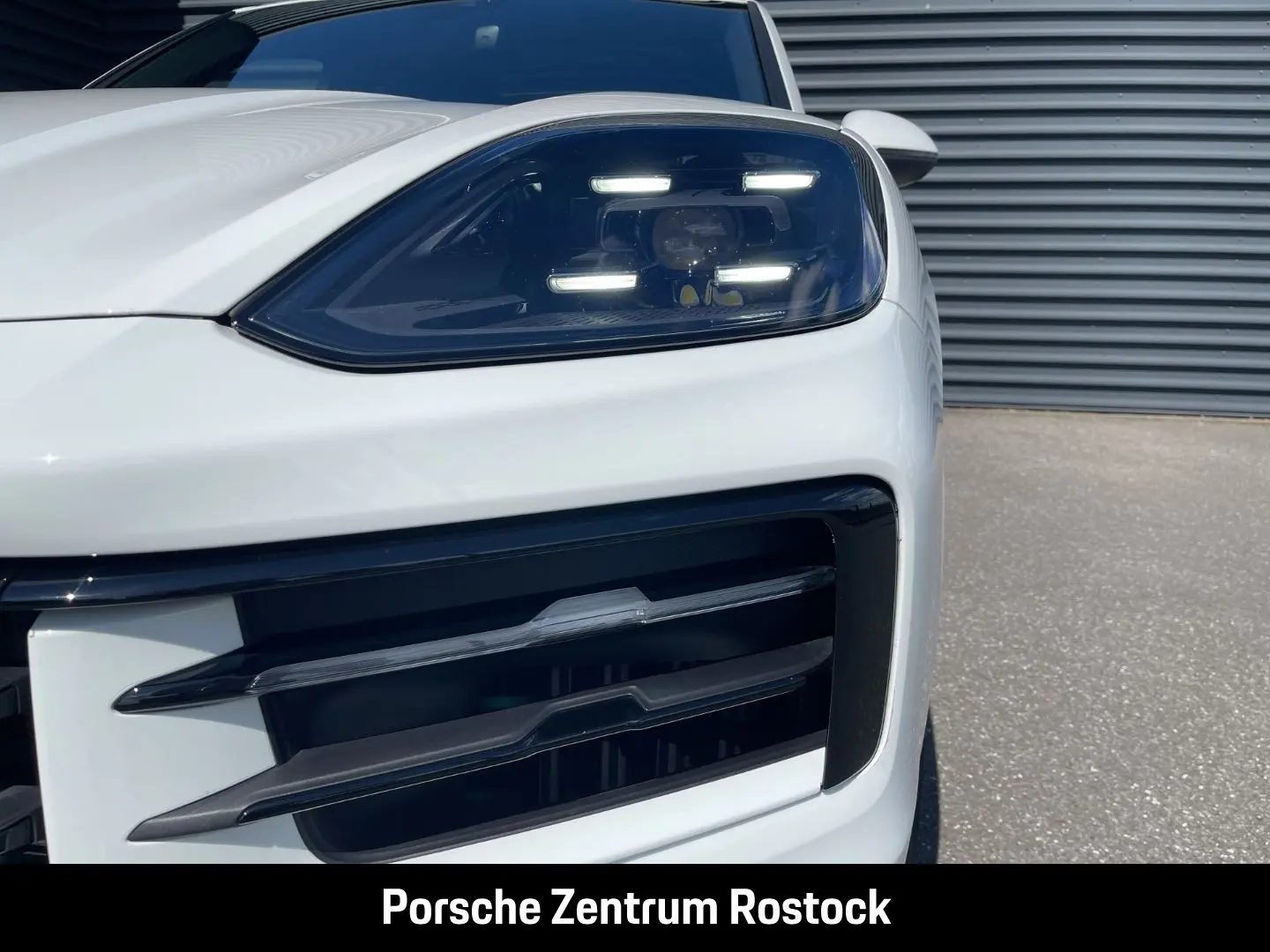 Cayenne E-Hybrid BOSE Luftfederung Panoramadach